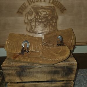 Minnetonka Brown Fringe Moccasins
